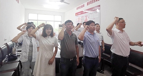 村企共建，，，，，，，献礼党的98岁生日